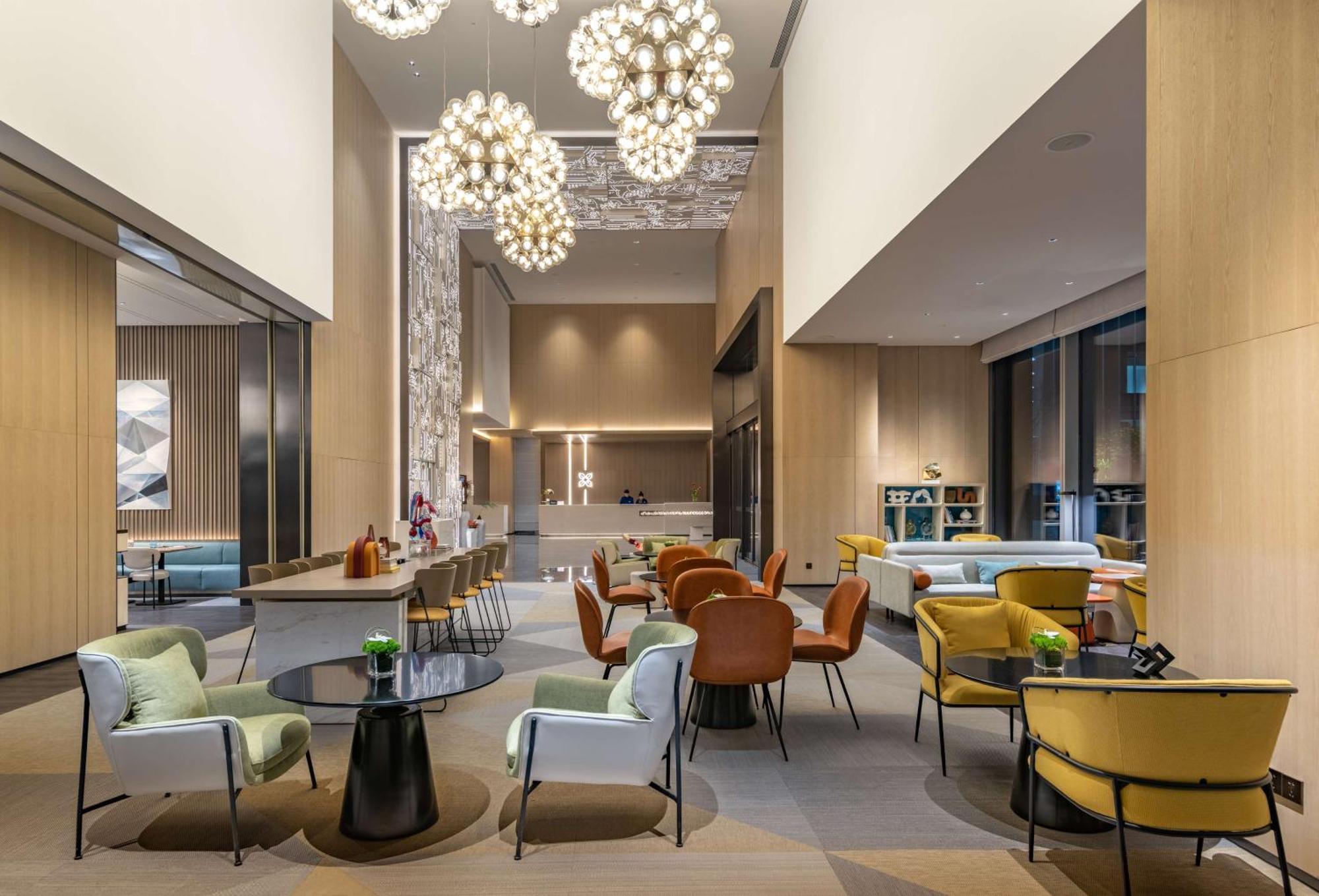 Hilton Garden Inn Shenzhen World Exhibition & Convention Center ภายนอก รูปภาพ