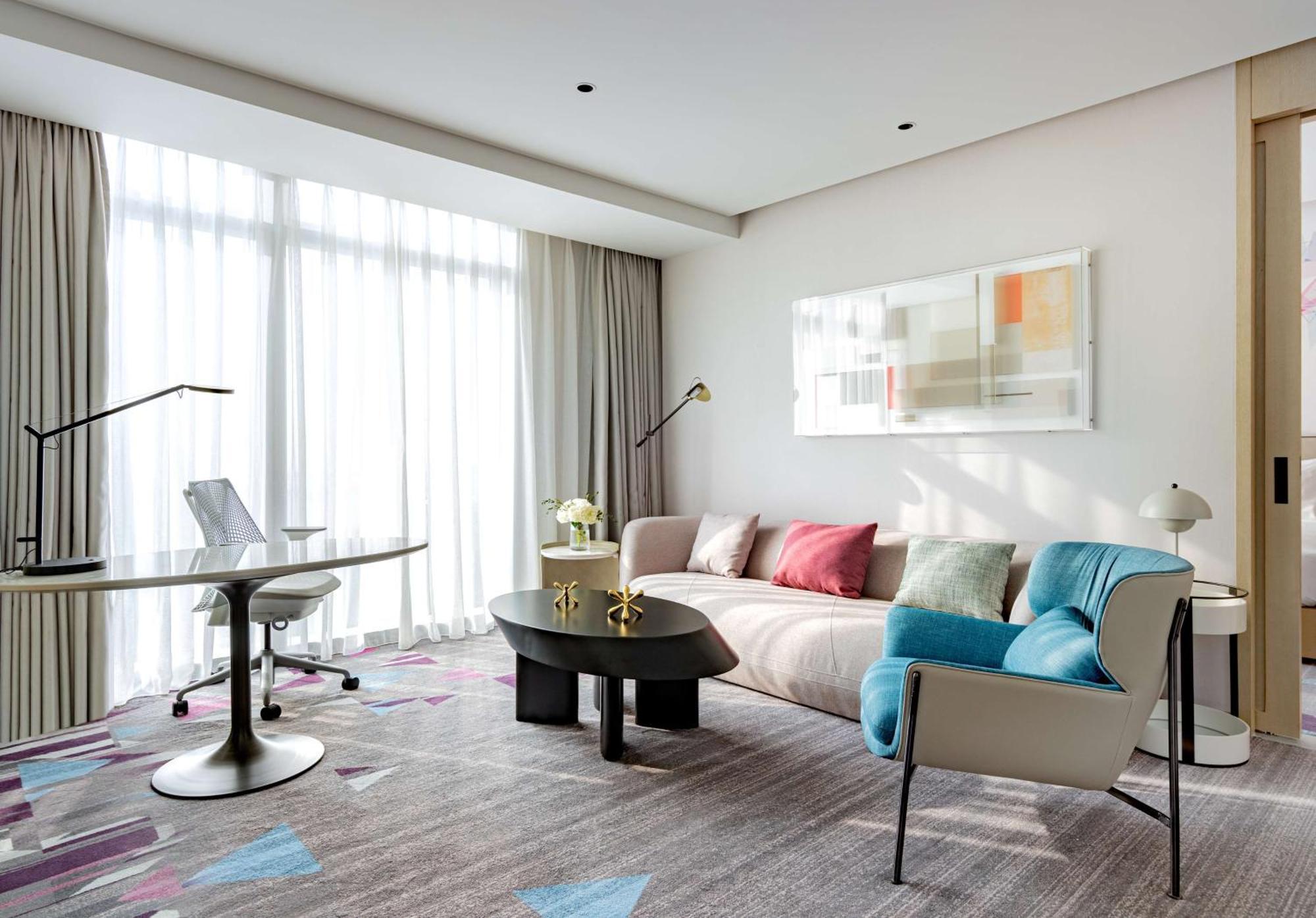 Hilton Garden Inn Shenzhen World Exhibition & Convention Center ภายนอก รูปภาพ