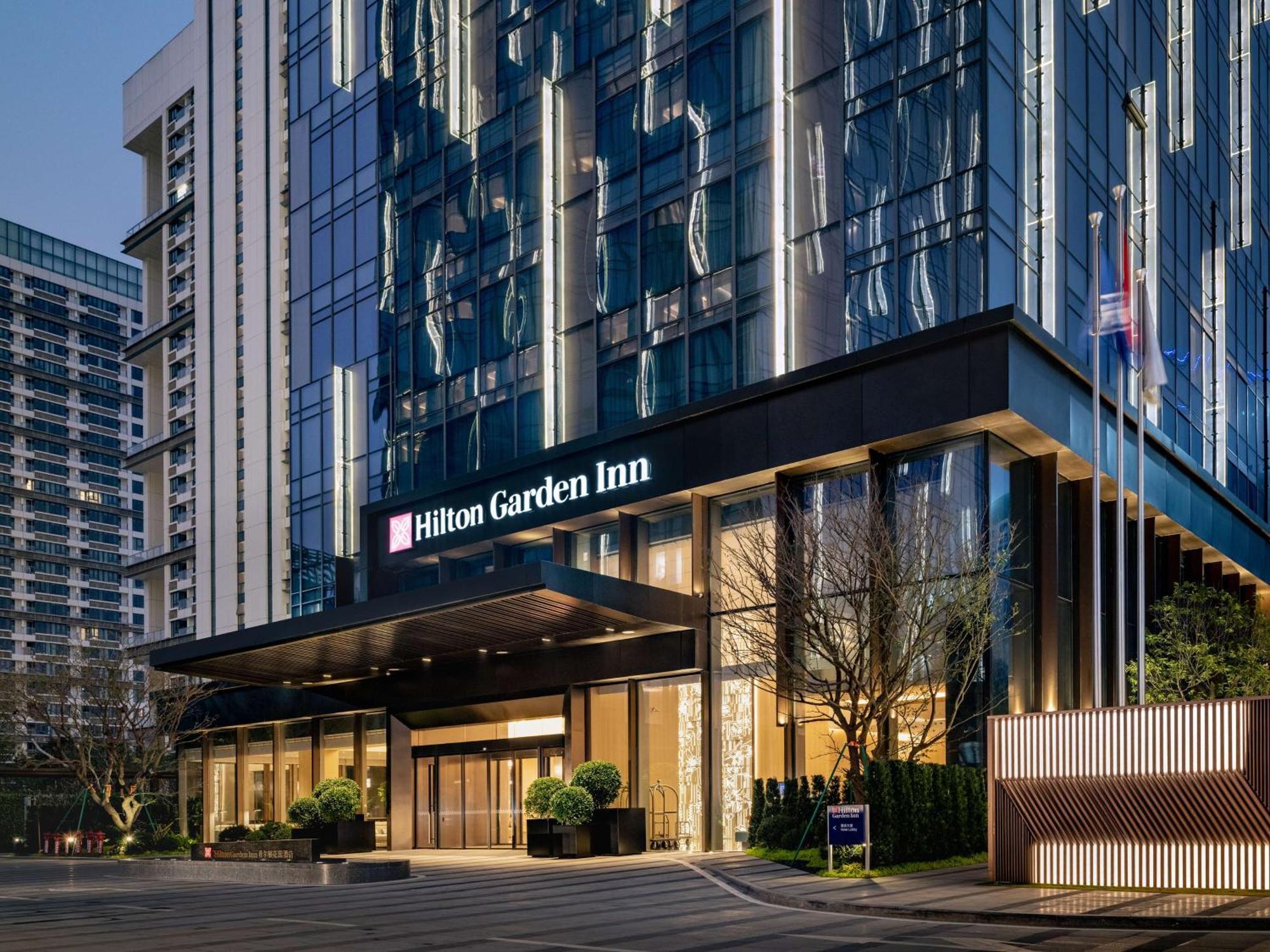Hilton Garden Inn Shenzhen World Exhibition & Convention Center ภายนอก รูปภาพ